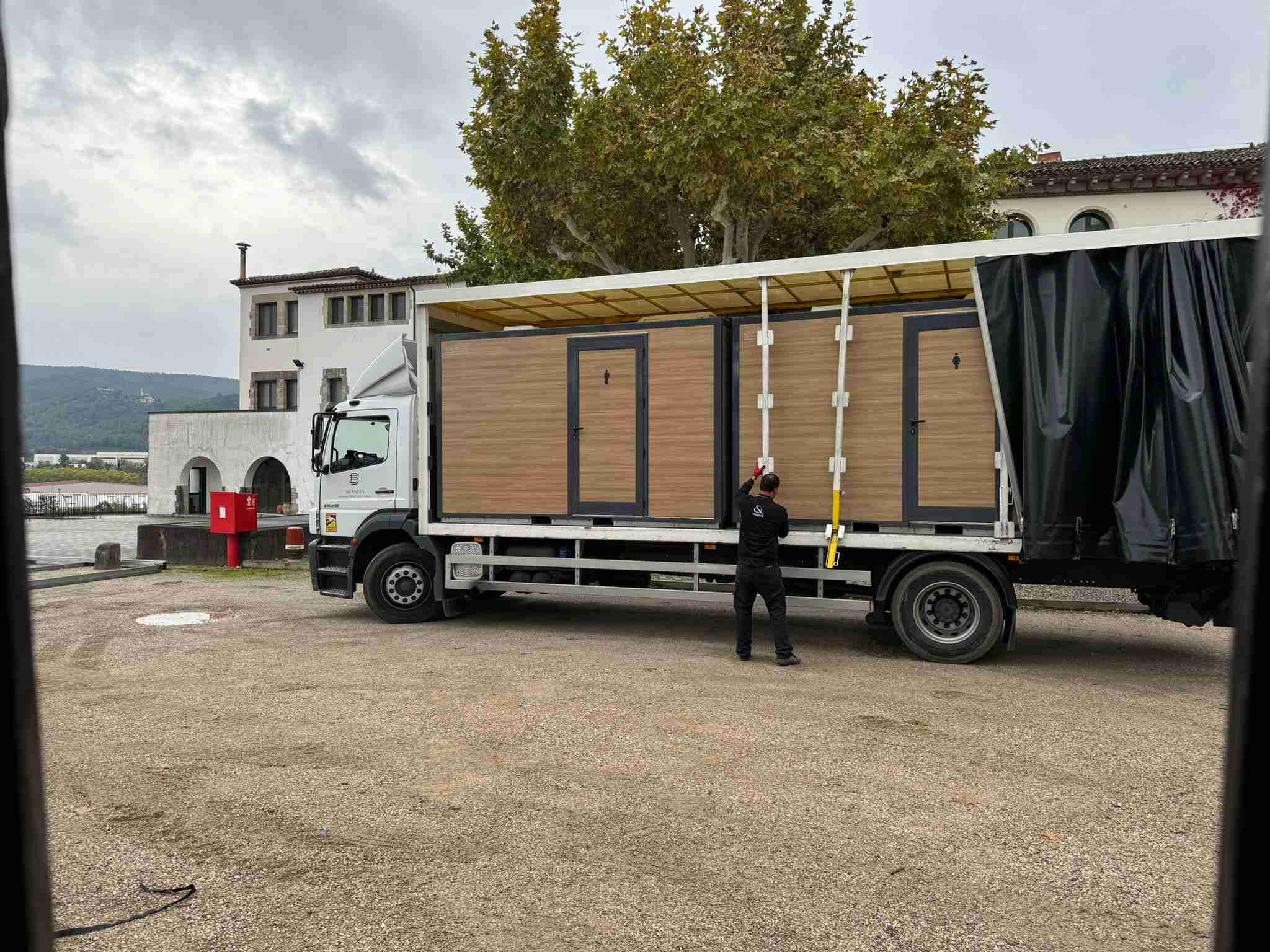 Aluguer de lavatórios para torneios de ténis